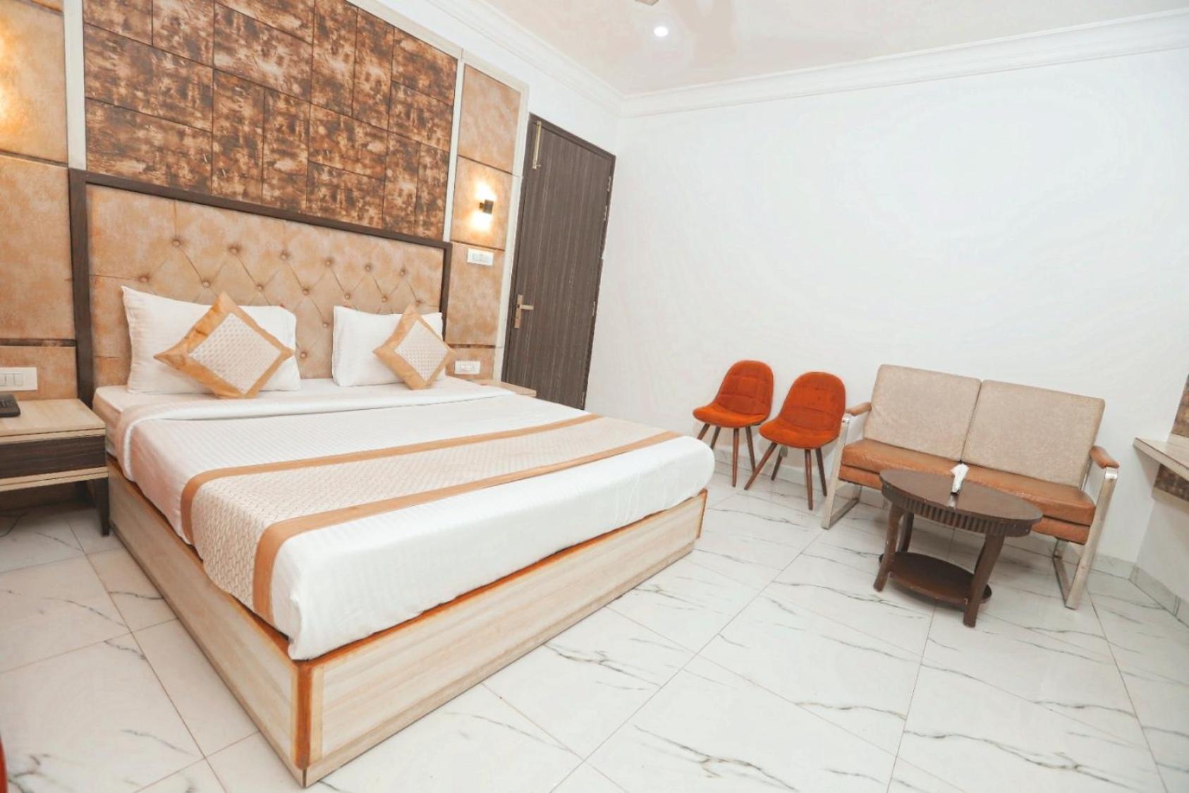 Hotel Almora Inn - Near By Delhi International Airport - With Free Airport Pickup And Drop Nueva Delhi Exterior foto